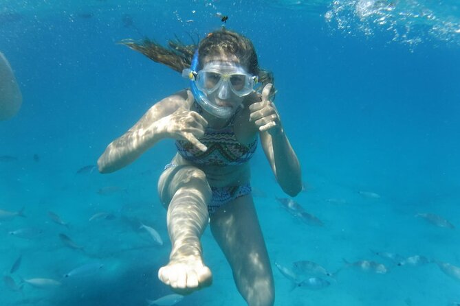 Sailing tour around the Lobos Island Natural Park / 4h - What makes the crew experience important