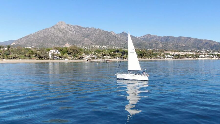Sailing Trip in Marbella from Puerto Banus - Setting out from Puerto Banús