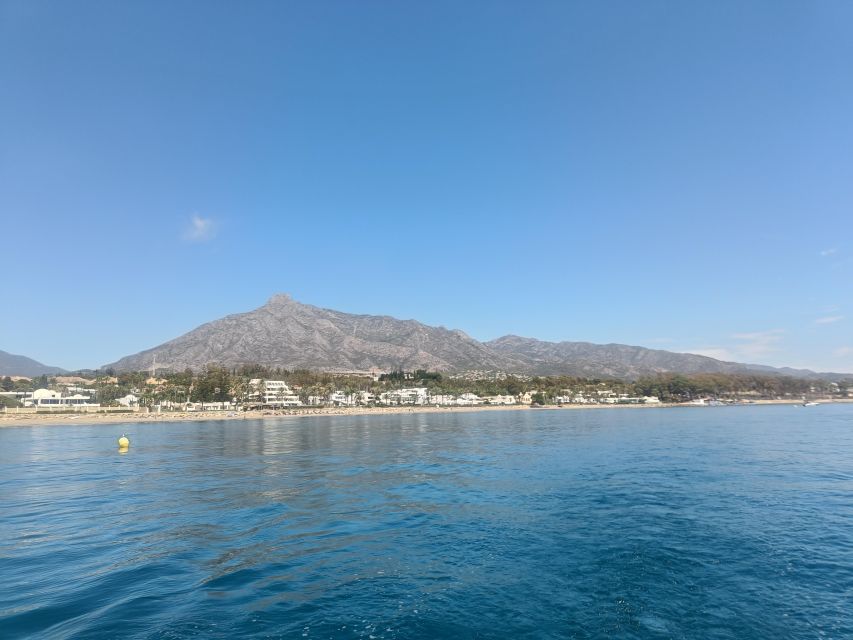 Sailing Trip in Marbella from Puerto Banus - How the crew shapes the outing