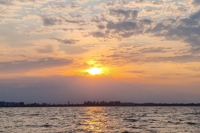 Sailing with Wine Tasting in Buenos Aires - Setting out from Club Náutico San Isidro at 4:00 pm