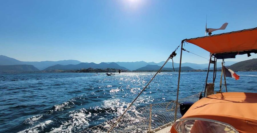 Saint-Florent: sailing excursions with Sailingmaures - Leaving Saint-Florent for the Agriates coast
