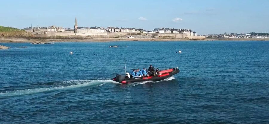 Saint-Malo: Sailing & discovering the Bay - What the boat ride feels like in real conditions