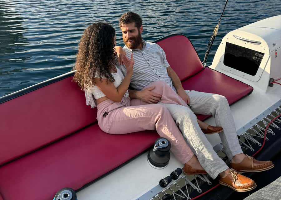 San Diego Bay: 2.5 hour Pure Catamaran Sailing Cruise - Drinks, Food, and the Onboard Mood