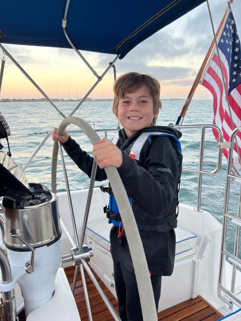 San Diego: San Diego Bay Sailing Tour - What the $650 price really buys you
