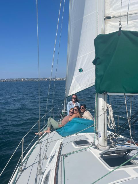 San Diego: Sunset and Day Sailing Excursion with Drinks - Sunset, skyline, and wildlife