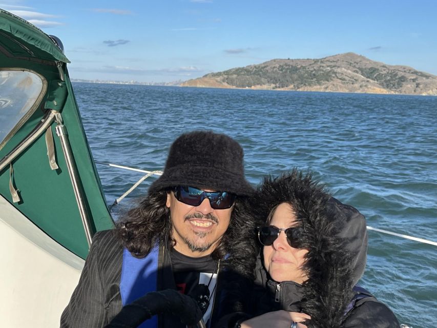 SAN FRANCISCO: (2hr) SUNSET Sailing Experience on SF Bay - Practical preparation for a comfortable trip