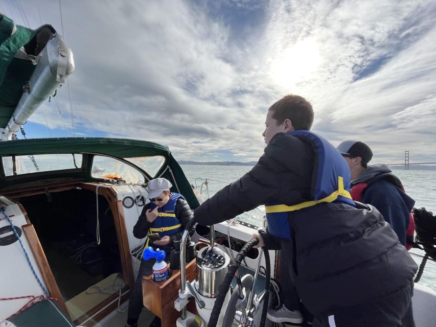 SAN FRANCISCO: (2hr) SUNSET Sailing Experience on SF Bay - Why this sunset sail feels different