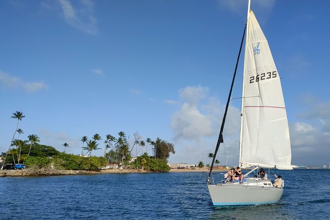 San Juan Historical Bay Daytime Sailing Tour - Seeing the forts from the seaward side