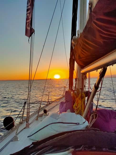 Santa Pola: Sail to Tabarca, snorkel, and enjoy sunset with a tasting - Leaving Marina Miramar in Santa Pola