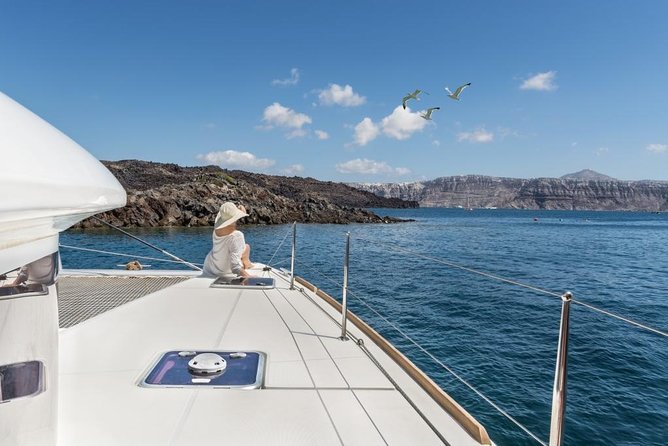 Santorini Caldera Sailing Tour with BBQ Lunch and Drinks - Palea Kameni and Nea Kameni in the caldera