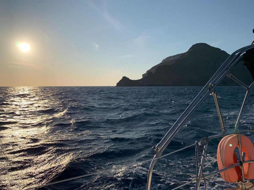 Santorini: Private 5-Hour Sunset Sailing Tour with Dinner - Thirassia, swimming, and snorkeling time