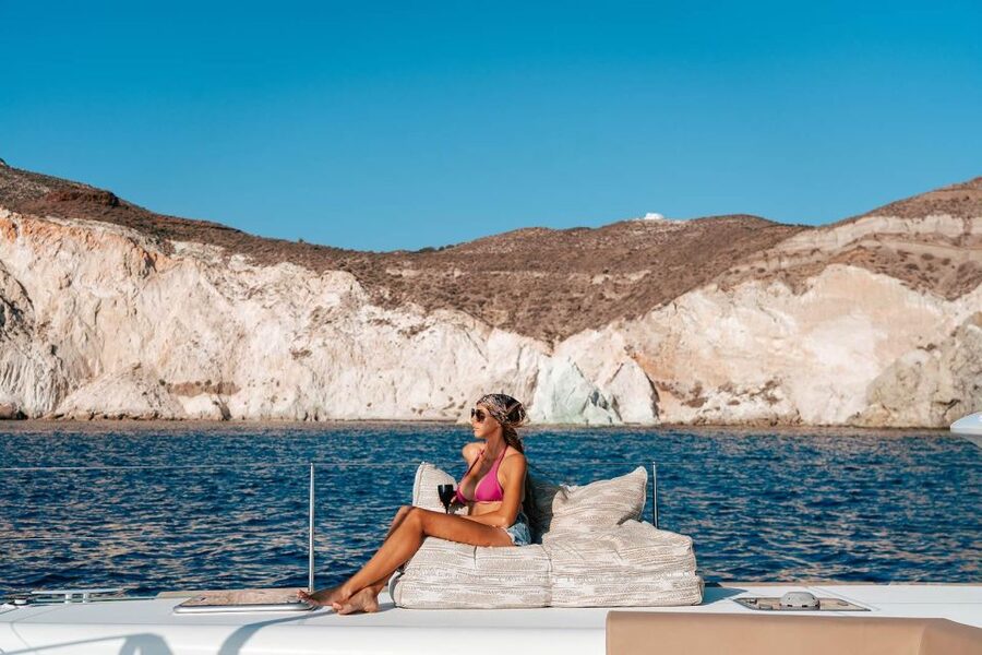 Santorini: Sunset Sailing Cruise, with Dinner and Drinks - Starting with the transfer to Vlychada Port