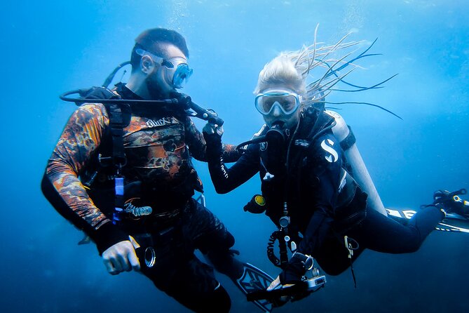 Scuba Diving at Sail Rock From Koh Phangan Certified Divers Only - Getting ready with Asia Blue Scuba