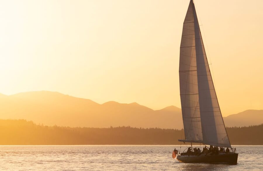 Seattle: Sunset Sailing Cruise - Meeting the yacht beside Seattle Shop