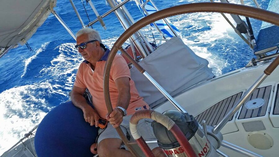 Semi-Private :Full-Day Sailing Tour Swim, Snacks & Drinks - Meeting Captain George on the Annabella