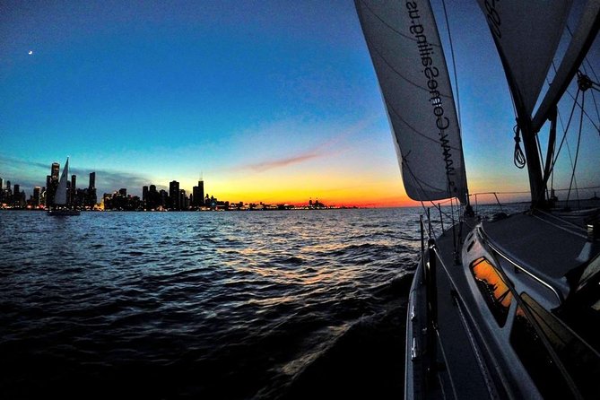 Serene Private Sunset Sail on Lake Michigan - Navy Pier, Chicago - Chicago’s skyline from the lake
