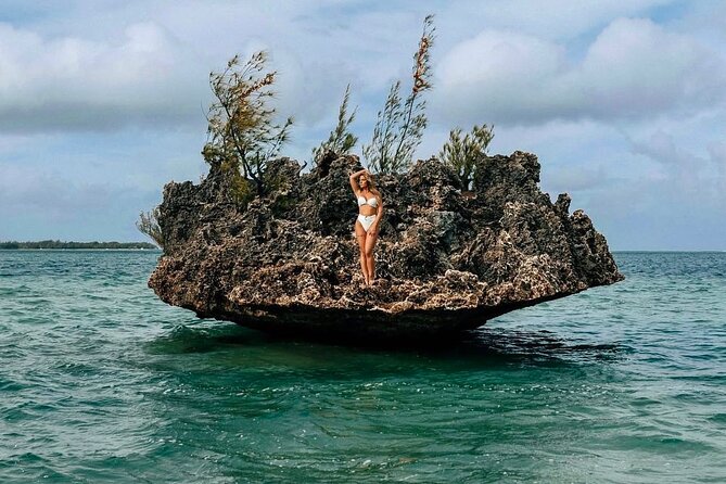 Set Sail on an All Inclusive Catamaran to Ile Aux Benitiers - The timing issue you should take seriously