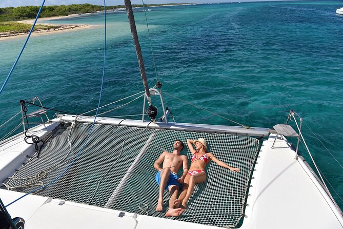 Set Sail on an All Inclusive Catamaran to Ile Aux Benitiers - Crystal Rock and the first snorkeling session