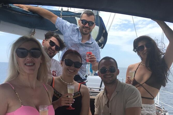 Shared Sailboat Experience Feel nature with dolphins - Key points to know before sailing
