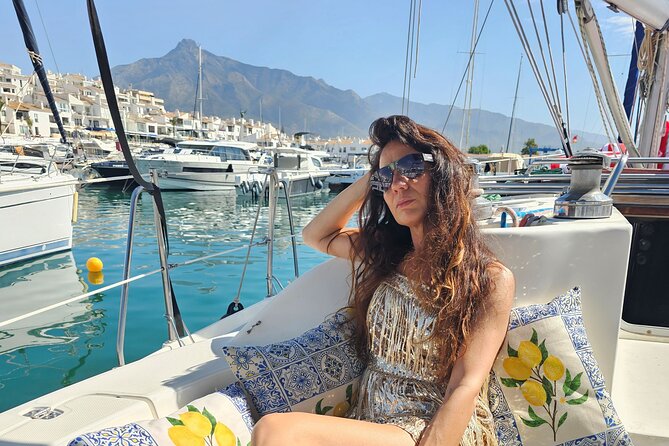 Shared Sailboat Experience Feel nature with dolphins - Looking for dolphins in their natural habitat