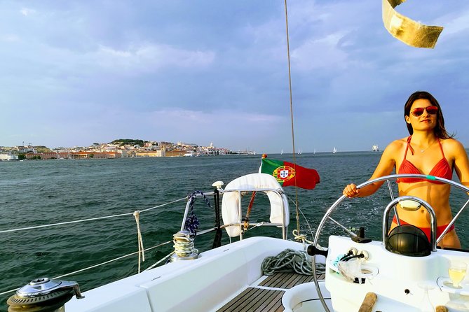 Sight Sailing in Lisbon - Setting out from Avenida Brasília