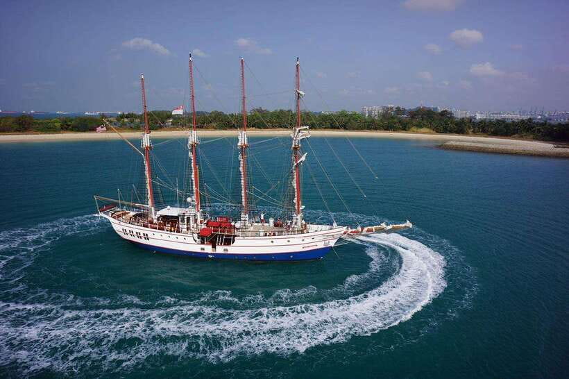 Singapore: Sunset Tall Ship Cruise with 4-Course Meal - Key points to know before sailing