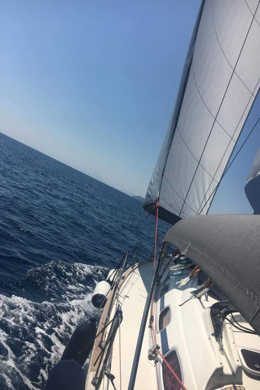 Skiathos: day sailing trip with swim stops and lunch - How the Sailing Compares With a Standard Boat Cruise