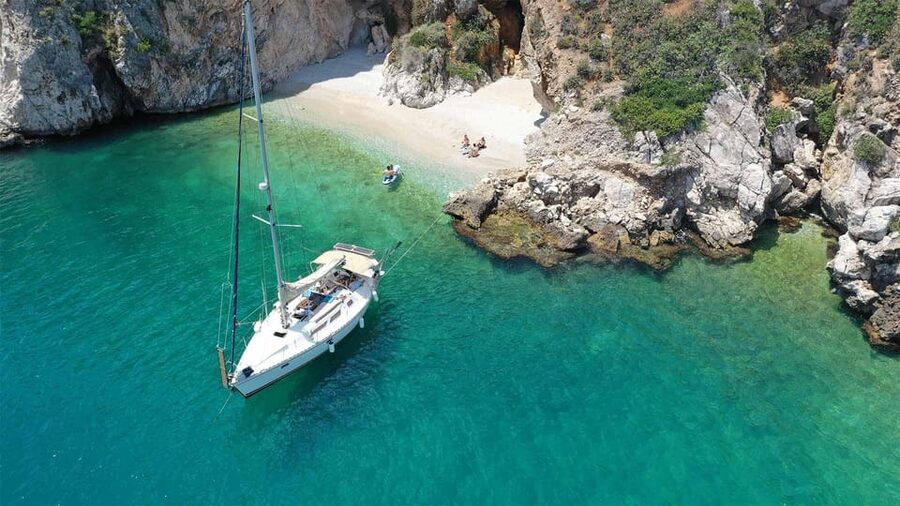 Small-Group Sailing Cruise in Nafplio with Local Treats - How the small group changes the experience