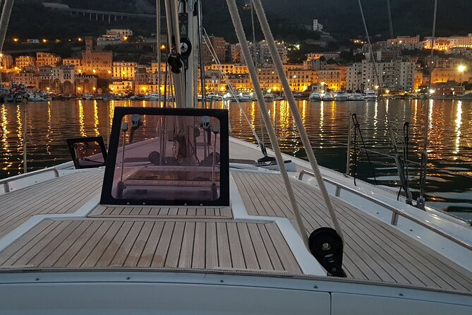 Small Group Sailing Tour in Amalfi Coast with Aperitif - Praiano, Furore, Positano, and Li Galli