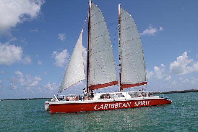 South Beach Sail Splash aboard the Caribbean Spirit - The crew can make a difference in rough weather