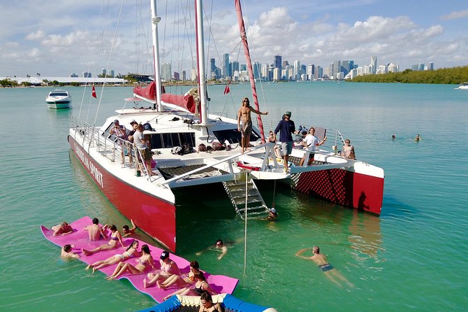 South Beach Sail Splash aboard the Caribbean Spirit - A relaxed catamaran ride instead of a hard-driving tour
