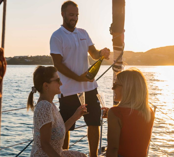 Stintino: Asinara & La Pelosa Sunset Private Sailing Tour - Sailing toward La Pelosa
