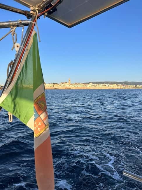 Sunset Apéritif on a 15m sailing boat - Sailing beside the old town walls