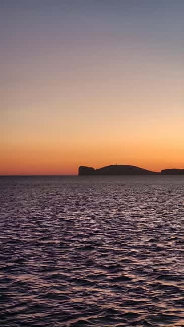 Sunset Apéritif on a 15m sailing boat - Anchoring near Maddalenetta Island