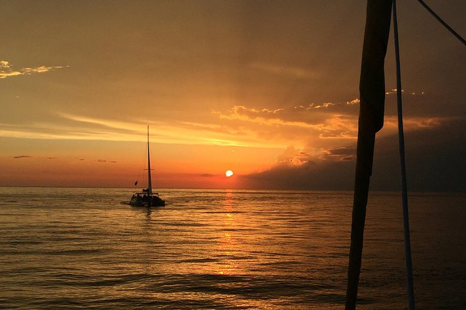 Sunset Dolphin Sail Aboard the Footloose Catamaran - Setting Out From The Bayside Resort