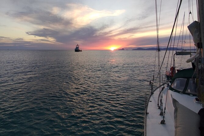 Sunset Private Sailboat Experience in Ibiza - The return under the stars