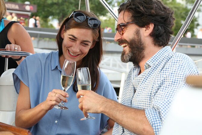 Sunset Private Sailing Experience in Barcelona up to 11 Guests - What the private sailing format really adds