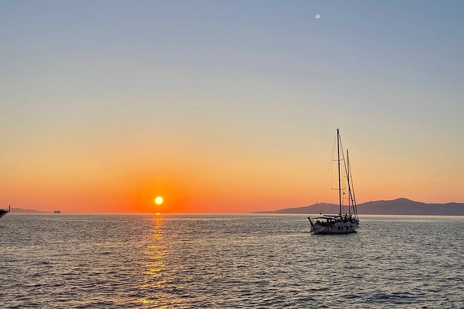 Sunset Sail Cruise to Rhenia, Mykonos Beach Safari, Dinner&Drinks - A Greek buffet served onboard