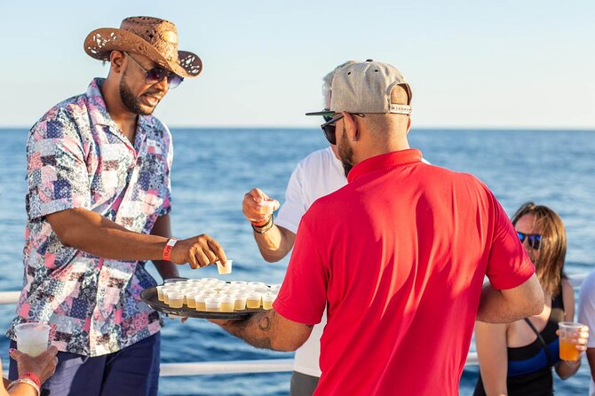 Sunset Sail Tour with Local Food - An open bar with a party-boat mood