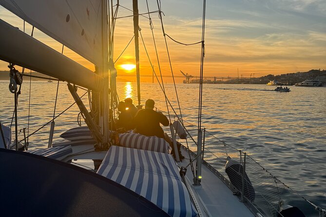Sunset sailboat tour in Lisbon with green wine - Meeting at Rua da Cintura do Porto de Lisboa