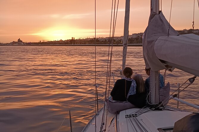 Sunset sailing boat trip in Lisbon with snacks - Key points to know before you book