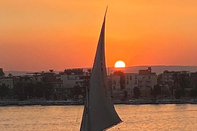 Sunset sailing by Felucca in Luxor -2 Hours (Private) - Sunset, music, and the feeling of the evening