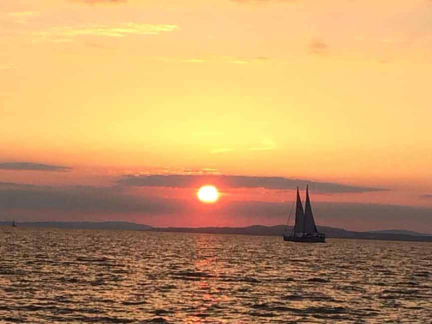 Sunset sailing on Lake Constance - Booking flexibility and final decision