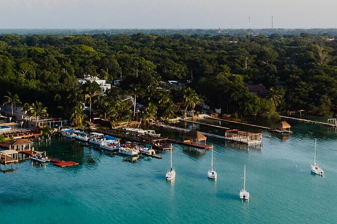 Sunset Sailing Tour in Bacalar with Outdoor Bar and Lunch - Who should book this Bacalar sunset cruise?