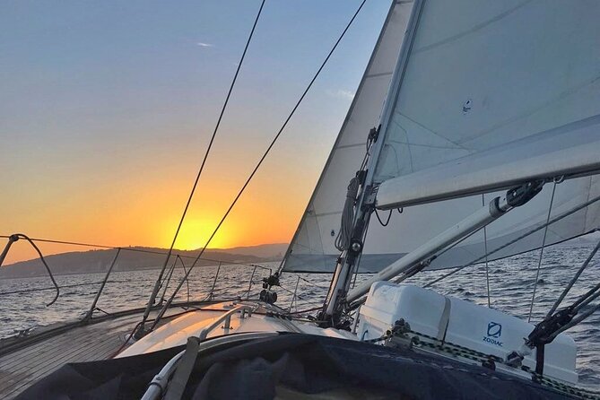 Sunset Sailing Tour in Barcelona - Key Points Before You Book