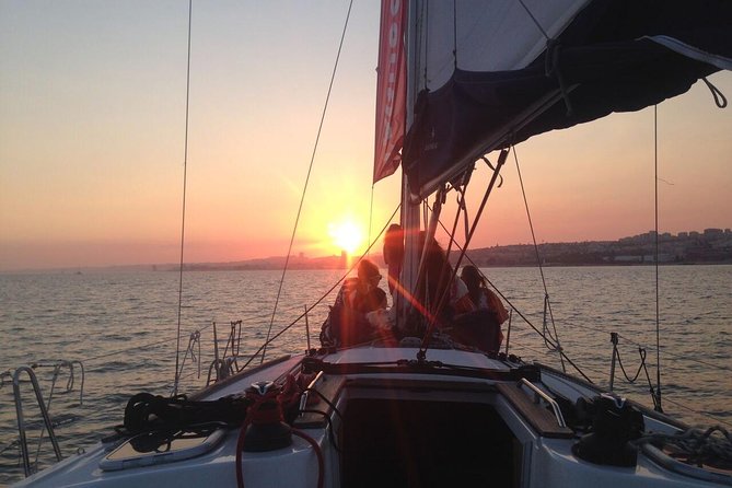 Sunset Sailing Tour On The Tagus River - Comfort, weather, and the small-group feel