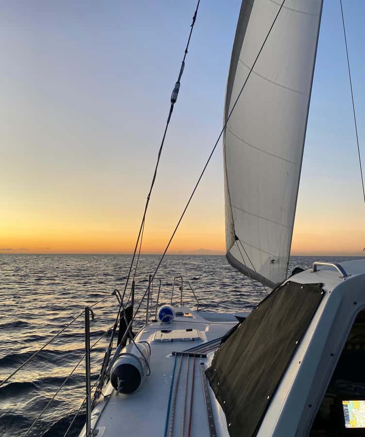 Sydney Harbour: Private Sunset Sail - Circular Quay and the Opera House