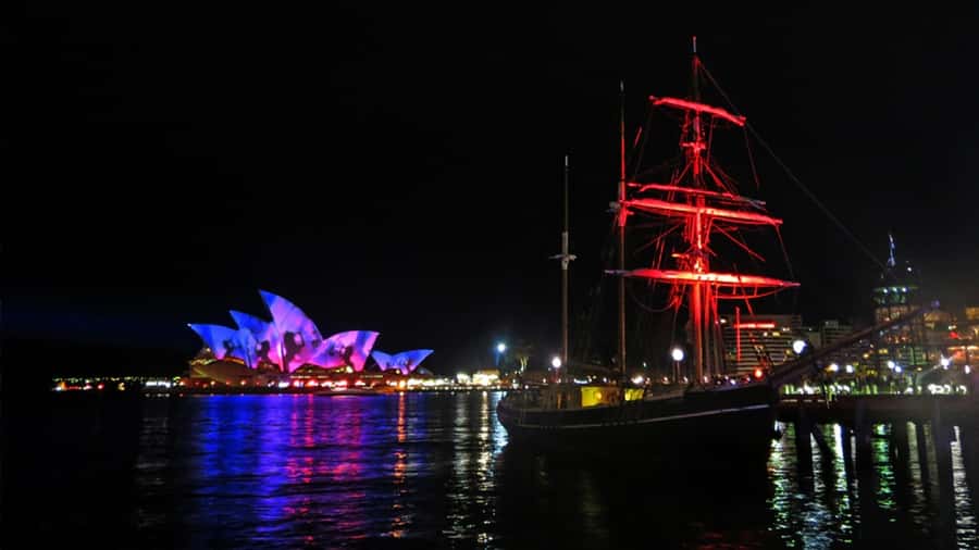 Sydney Harbour: Tall Ship Vivid Dinner Cruise - Meeting the ship beside Campbell’s Cove