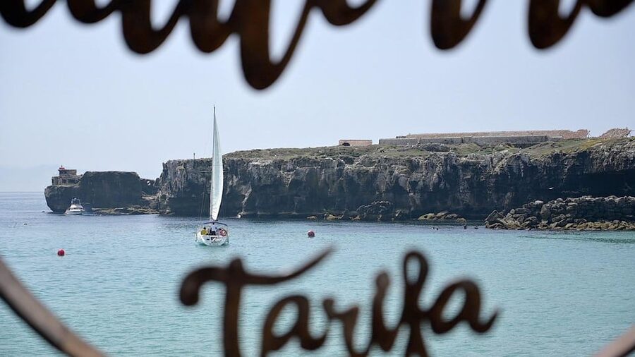 Tarifa: Sailboat Tour, Snorkelling, Tapas & Drinks - Why this Tarifa boat trip is different