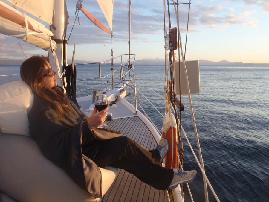Taupō: Sail Barbary Eco Sailing to the Maori Rock Carvings - The lake scenery is part of the main event